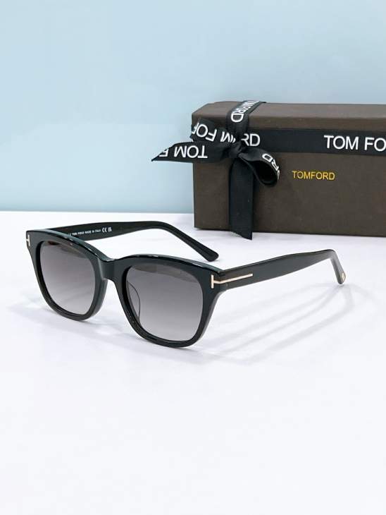 Picture of Tom Ford Sunglasses _SKUfw79566681fw